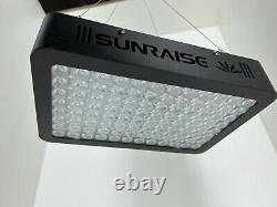 SUNRAISE 1000W LED Grow Light S-1000-4 Veg/Bloom with Built-in Fans