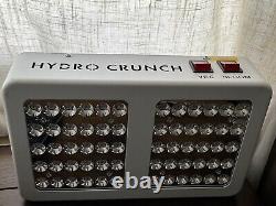 Hydro Crunch B350200200 300-Watt Full Spectrum LED Grow Light 300W Veg/Bloom<br/><br/>Lumière de culture LED Hydro Crunch B350200200 300 watts à spectre complet 300W Veg/Fleurissement